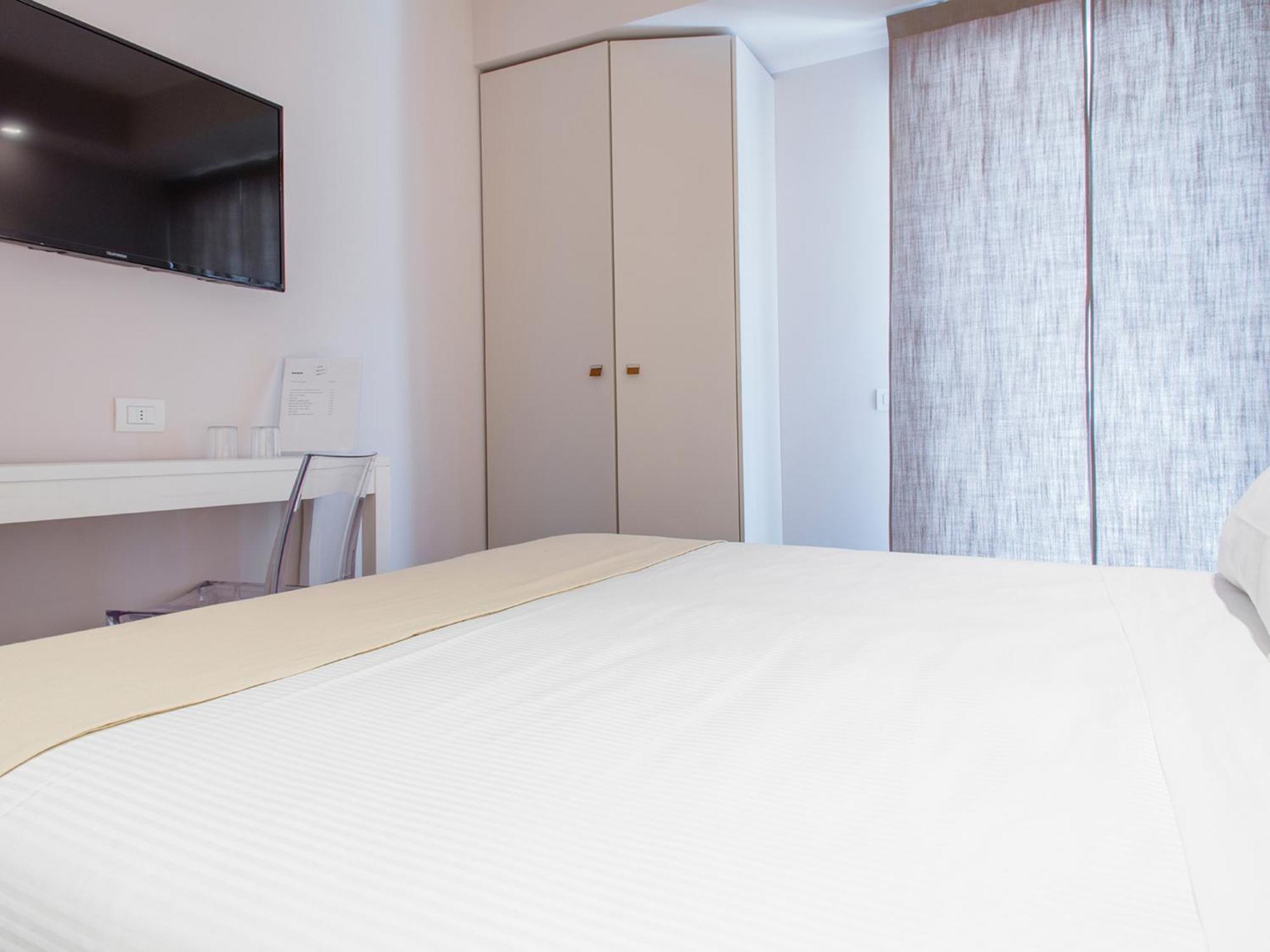Mane Boutique Hotel Розето дели Абруци Стая снимка